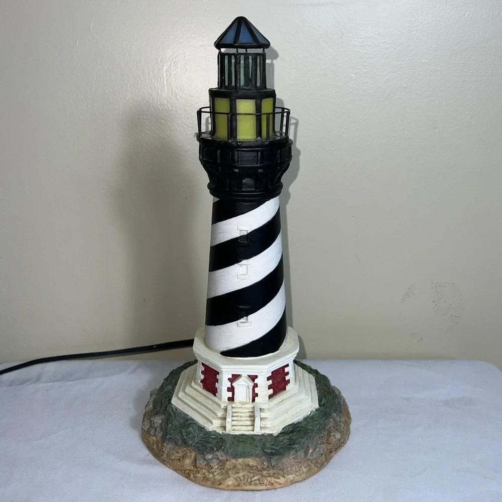 Vintage Cape Hatters Lighthouse Night‎ Light Stain Glass at top on/off switch